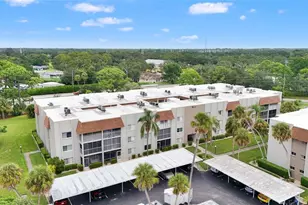 1540 Glen Oaks Dr E, Sarasota, FL 34232 - Photo 28