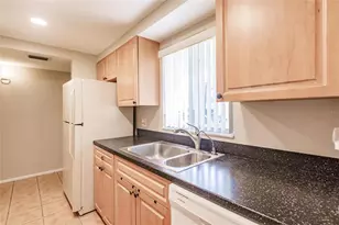 3540 Hispania Pl, Sarasota, FL 34232 - Photo 8