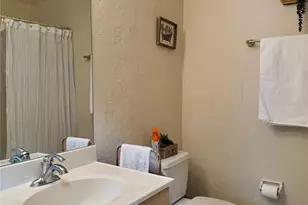 5337 Colewood Pl, Sarasota, FL 34232 - Photo 16