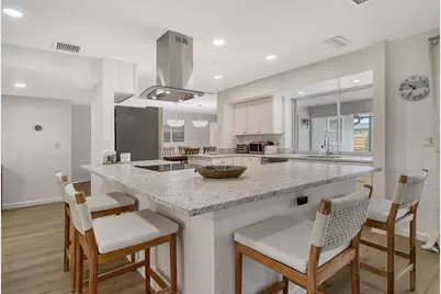 6722 Roxbury Drive, Sarasota, FL 34231 - Photo 24