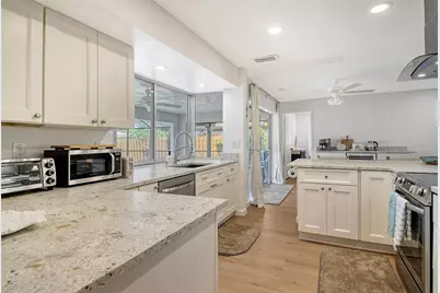 6722 Roxbury Drive, Sarasota, FL 34231 - Photo 28