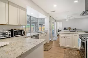 6722 Roxbury Dr, Sarasota, FL 34231 - Photo 28