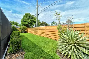 6722 Roxbury Dr, Sarasota, FL 34231 - Photo 52