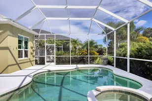 331 Londonderry Dr, Sarasota, FL 34240 - Photo 8