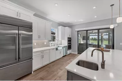 15029 Montello Way, Lakewood Ranch, FL 34211 - Photo 30