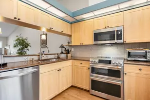 6103 Clubside Dr, Sarasota, FL 34243 - Photo 16