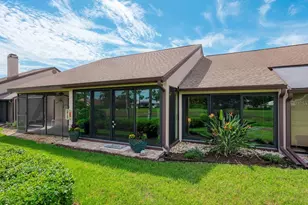 6103 Clubside Dr, Sarasota, FL 34243 - Photo 28