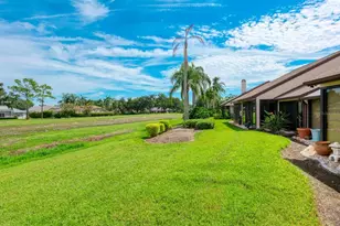 6103 Clubside Dr, Sarasota, FL 34243 - Photo 32