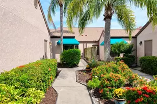 6103 Clubside Dr, Sarasota, FL 34243 - Photo 2