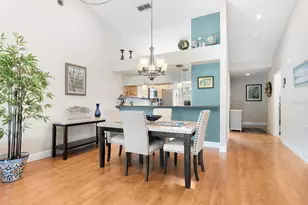 6103 Clubside Dr, Sarasota, FL 34243 - Photo 6