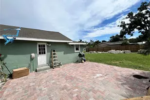 4223 Sawyer Rd, Sarasota, FL 34233 - Photo 8