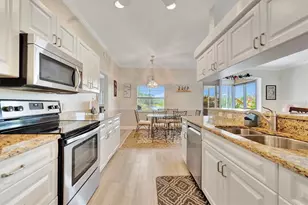 6738 Peach Tree Creek Rd, Bradenton, FL 34203 - Photo 8