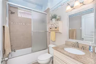 320 Langholm Dr, Venice, FL 34293 - Photo 14