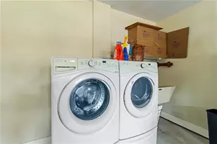 5509 83rd Terrace E, Sarasota, FL 34243 - Photo 16