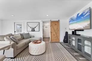 2009 Iowa Ave, Bradenton, FL 34207 - Photo 8