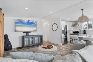 2009 Iowa Ave, Bradenton, FL 34207 - Photo 6