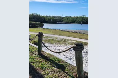 2009 Iowa Avenue, Bradenton, FL 34207 - Photo 30