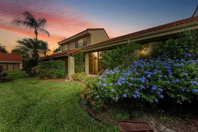 5362 Huntingwood Court #16, Sarasota, FL 34235 - Photo 2