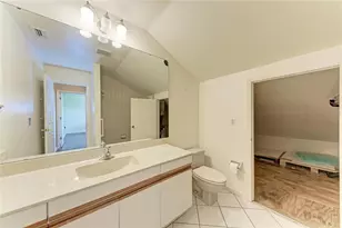 5362 Huntingwood Ct, Sarasota, FL 34235 - Photo 34