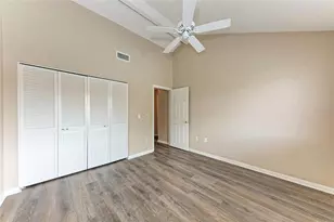 5362 Huntingwood Ct, Sarasota, FL 34235 - Photo 32