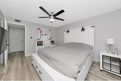 966 La Costa Circle #5, Sarasota, FL 34237 - Photo 22