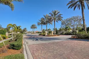 1400 Burgos Dr, Sarasota, FL 34238 - Photo 46