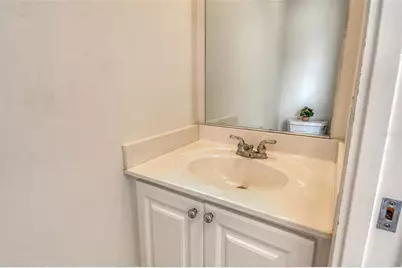 1400 Burgos Drive, Sarasota, FL 34238 - Photo 24