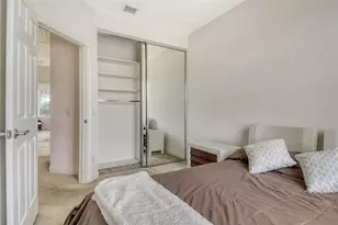 1400 Burgos Dr, Sarasota, FL 34238 - Photo 24