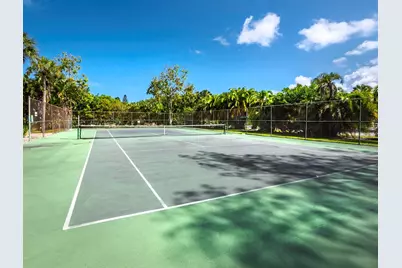 7105 Gulf Of Mexico Drive #21, Longboat Key, FL 34228 - Photo 52