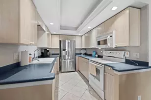 7105 Gulf of Mexico Dr, Longboat Key, FL 34228 - Photo 22