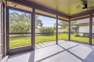 7845 Pine Trace Dr, Sarasota, FL 34243 - Photo 38