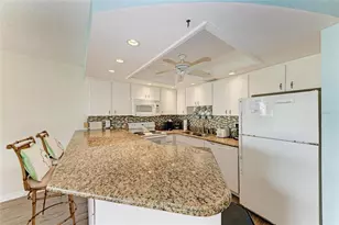 600 Manatee Ave, Holmes Beach, FL 34217 - Photo 14