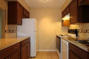 5509 Fountain Lake Cir, Bradenton, FL 34207 - Photo 2