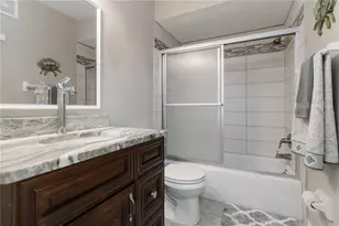 2300 Stickney Point Rd, Sarasota, FL 34231 - Photo 14