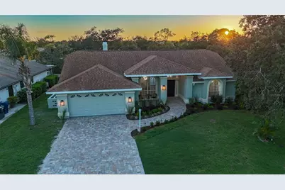 5402 60th Street E, Bradenton, FL 34203 - Photo 1