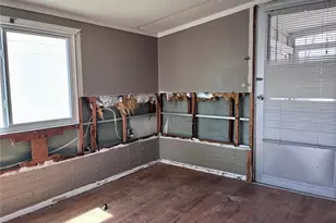 10315 Cortez Rd W, Bradenton, FL 34210 - Photo 6