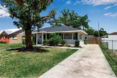 1507 32nd Street W, Bradenton, FL 34205 - Photo 2