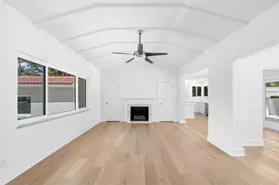860 Snell Isle Blvd NE, Saint Petersburg, FL 33704 - Photo 10