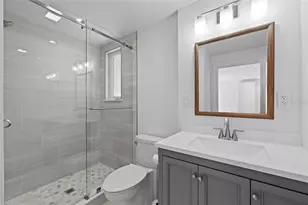 860 Snell Isle Blvd NE, Saint Petersburg, FL 33704 - Photo 54
