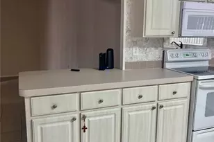 8307 Nancy Ln, Ellenton, FL 34222 - Photo 6