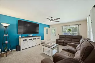 3212 Byrd Nest Ln, Ruskin, FL 33570 - Photo 10