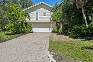 3390 Bayou Sound, Longboat Key, FL 34228 - Photo 4
