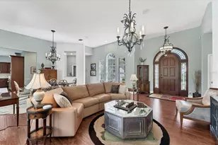 8214 Regents Ct, University Park, FL 34201 - Photo 10