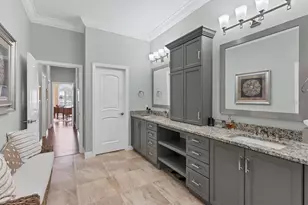 8214 Regents Ct, University Park, FL 34201 - Photo 38