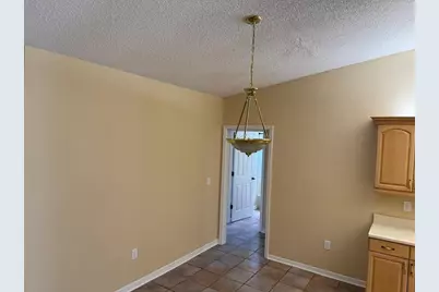 3842 Kingston Boulevard, Sarasota, FL 34238 - Photo 10