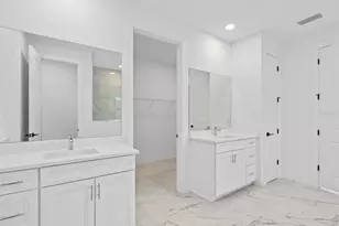 12815 Morning Mist Pl, Venice, FL 34293 - Photo 22