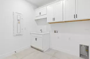 12815 Morning Mist Pl, Venice, FL 34293 - Photo 16