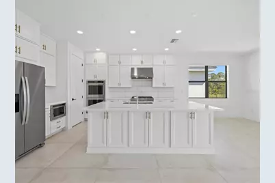 12815 Morning Mist Place, Venice, FL 34293 - Photo 2