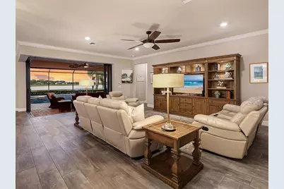 7884 Grande Shores Drive, Sarasota, FL 34240 - Photo 8