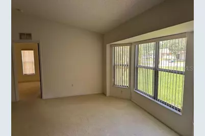 8469 Cypress Lake Circle, Sarasota, FL 34243 - Photo 4